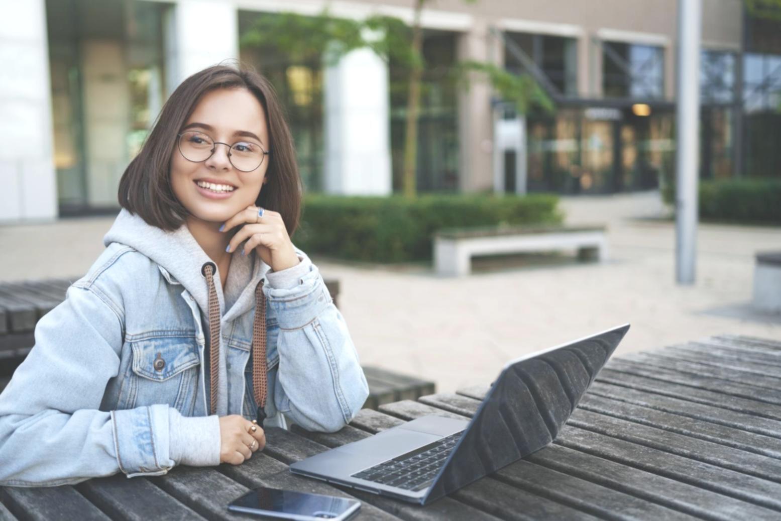 Sesión de trabajo del programa de diversificación empresarial